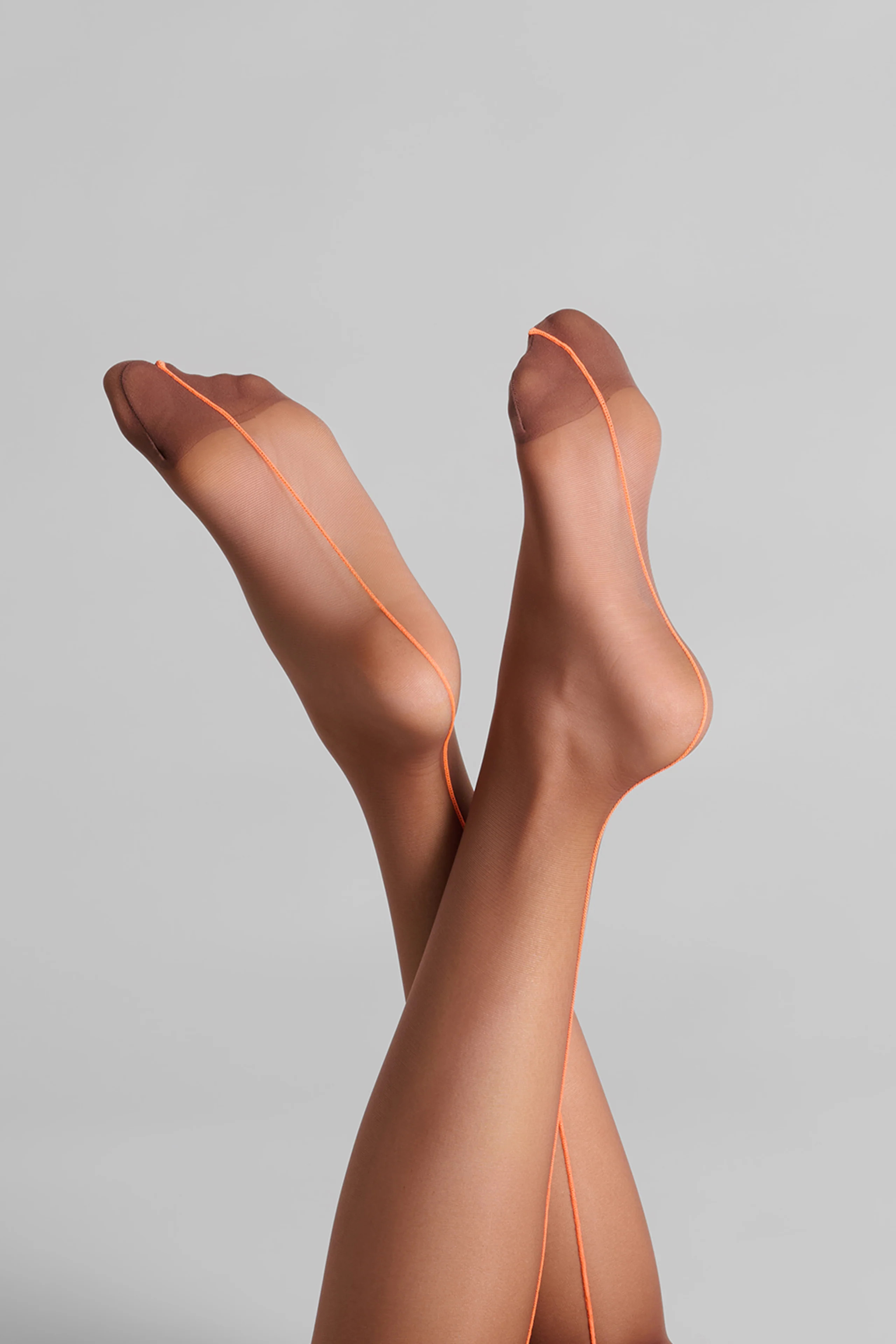 Cut and curled neon seamed stockings 20D - LEGWEAR - Image 6